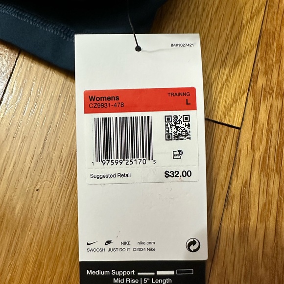 Nike Pro Dri-FIT Dark Blue Shorts NWT - Picture 3 of 3